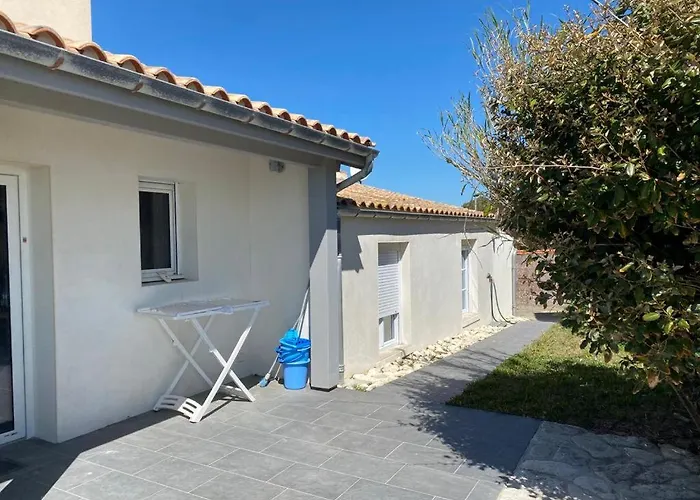 Hébergement de vacances La Perroche *